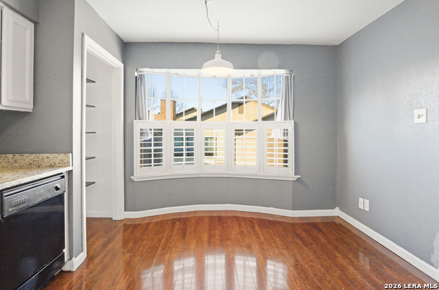 Image 12 of 39 For 7711 Callaghan  Apt 404