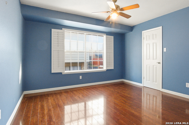 Image 19 of 39 For 7711 Callaghan  Apt 404