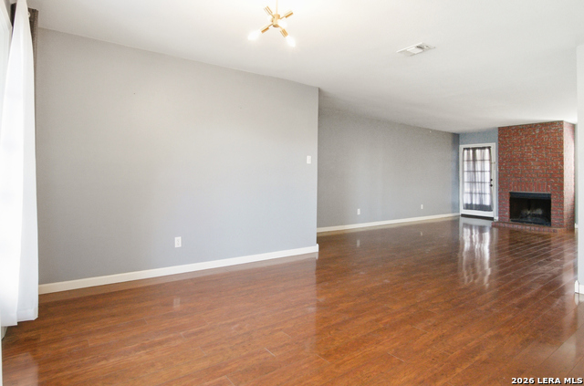 Image 6 of 39 For 7711 Callaghan  Apt 404