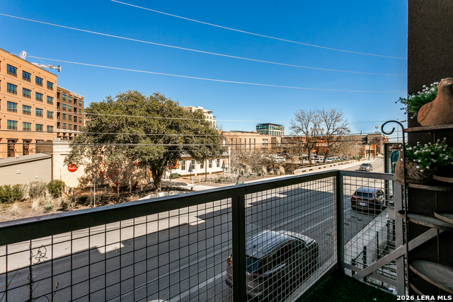 Image 7 of 25 For 112 Newell Ave