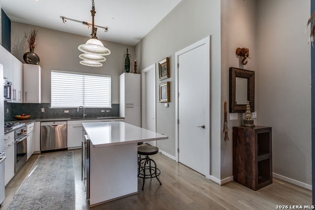 Image 9 of 25 For 112 Newell Ave