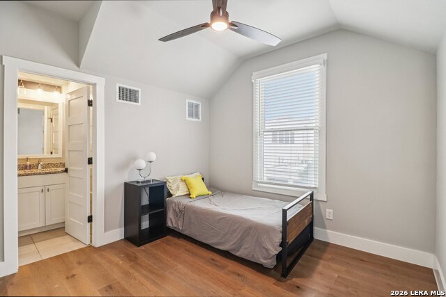 Image 27 of 36 For 311 Evergreen #1 E