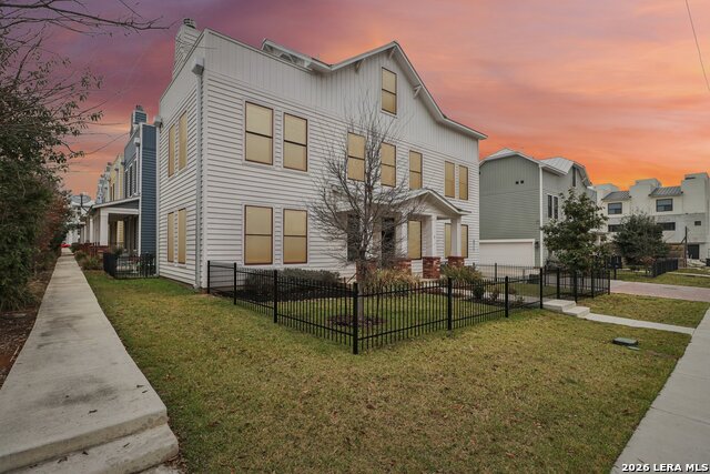 Image 6 of 36 For 311 Evergreen #1 E