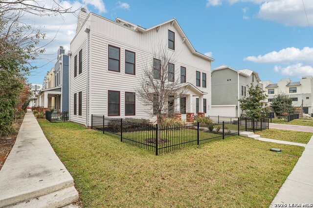 Image 9 of 36 For 311 Evergreen #1 E