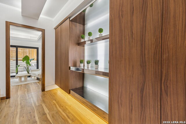 Image 19 of 43 For 4139 Cliff Oaks