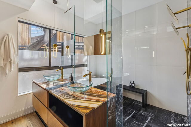 Image 23 of 43 For 4139 Cliff Oaks