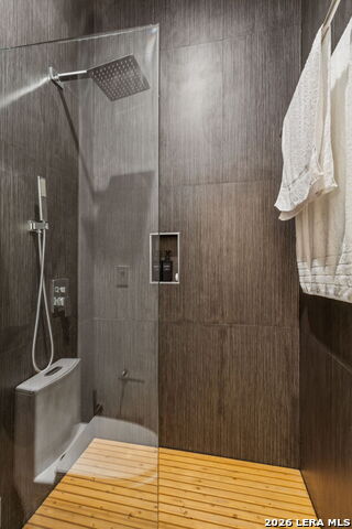 Image 30 of 43 For 4139 Cliff Oaks