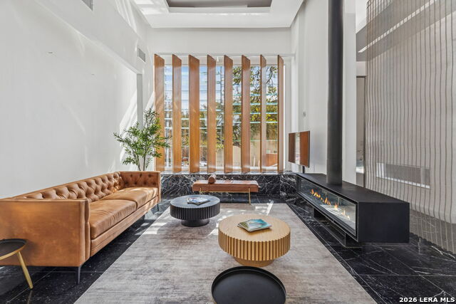 Image 4 of 43 For 4139 Cliff Oaks