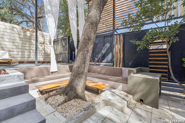 Image 40 of 43 For 4139 Cliff Oaks