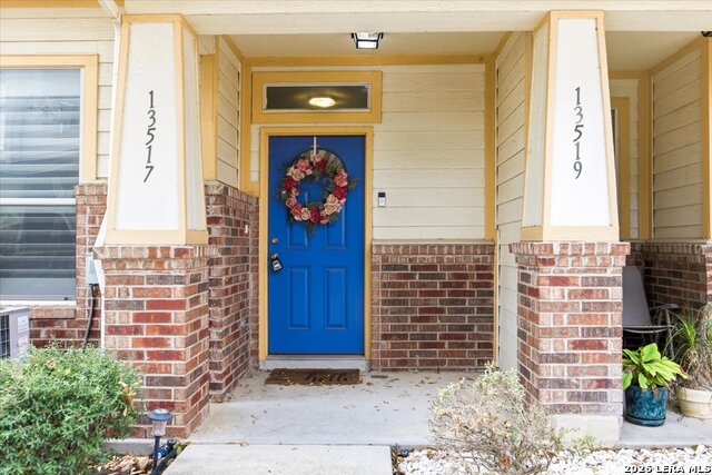 Image 2 of 31 For 13517 Bristow Dawn