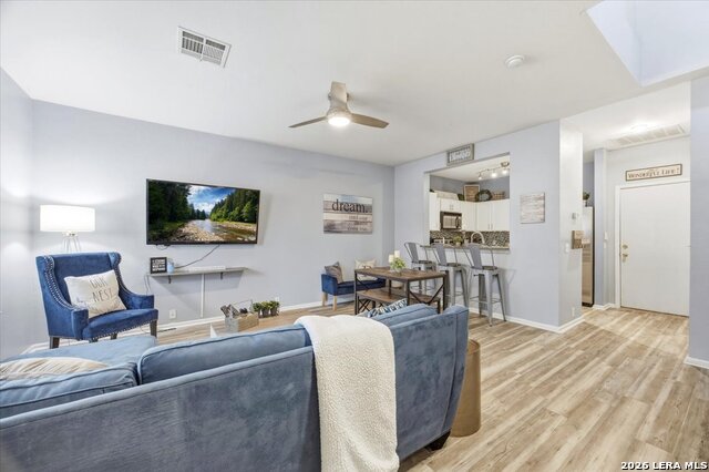 Image 3 of 31 For 13517 Bristow Dawn