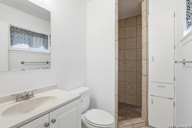 Image 20 of 39 For 6422 Ridge Circle Dr