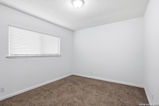 Image 22 of 39 For 6422 Ridge Circle Dr