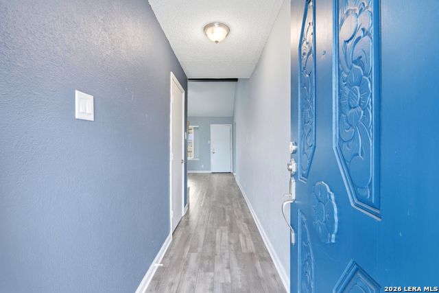 Image 8 of 39 For 6422 Ridge Circle Dr