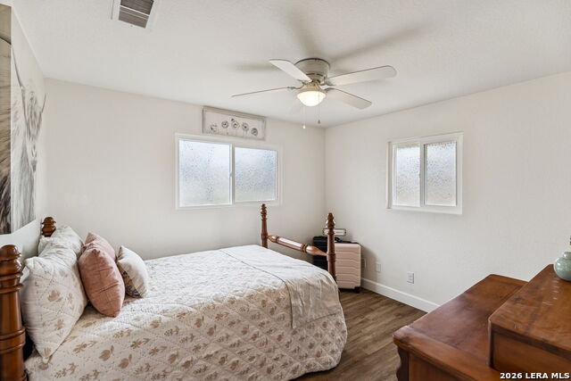 Image 25 of 41 For 2151 Gruene  