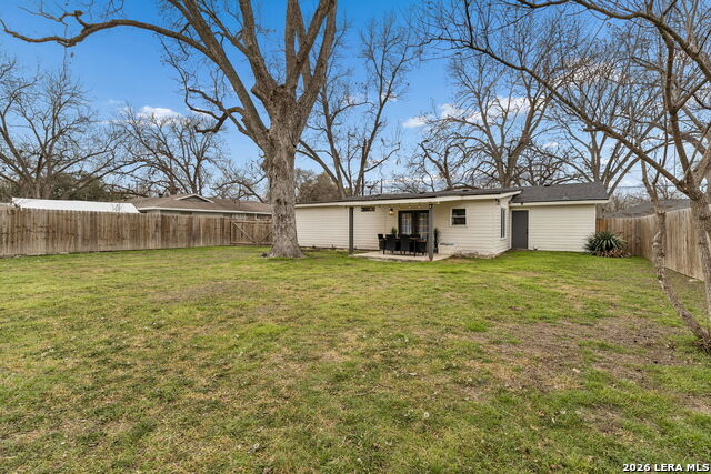 Image 29 of 41 For 2151 Gruene  