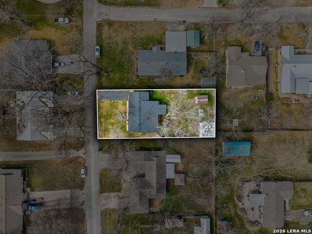 Image 36 of 41 For 2151 Gruene  