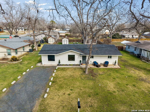 Image 38 of 41 For 2151 Gruene  