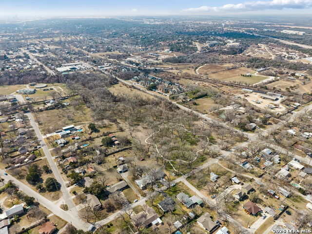 Image 39 of 41 For 2151 Gruene  