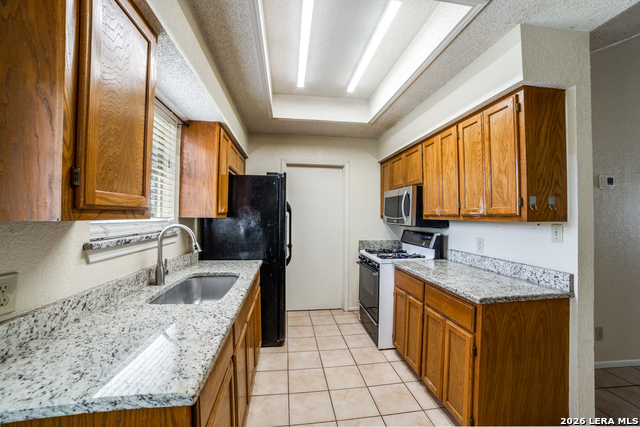 Image 10 of 25 For 5602 Ivanhoe