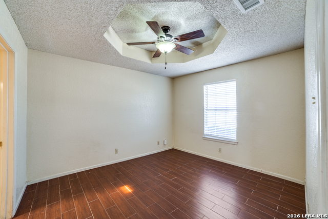 Image 19 of 25 For 5602 Ivanhoe