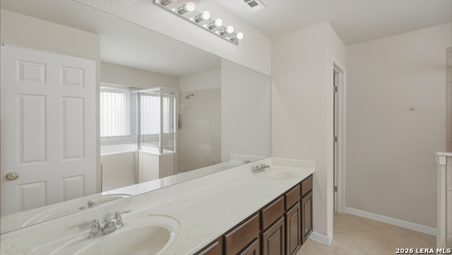 Image 15 of 47 For 2724 Scarlet Tanger