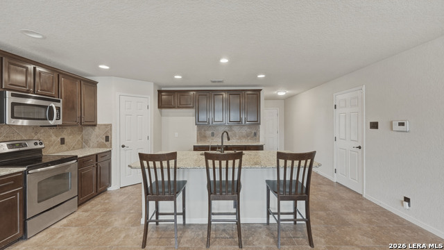 Image 7 of 47 For 2724 Scarlet Tanger