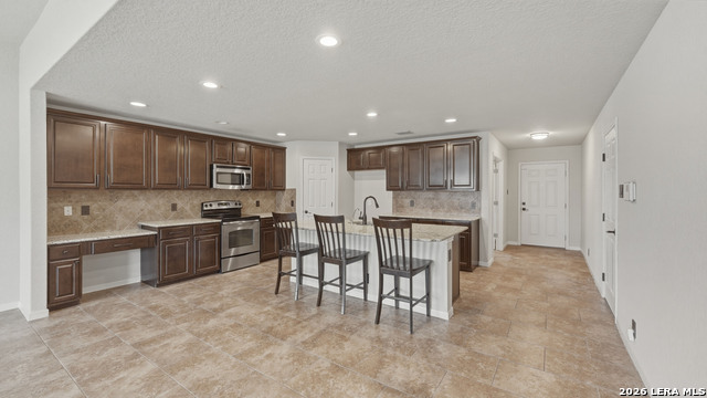 Image 9 of 47 For 2724 Scarlet Tanger