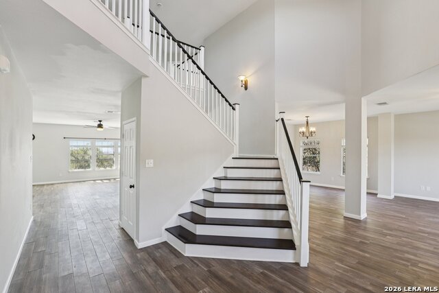 Image 11 of 82 For 6610 Kings Crown E