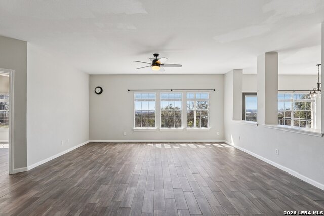 Image 36 of 82 For 6610 Kings Crown E