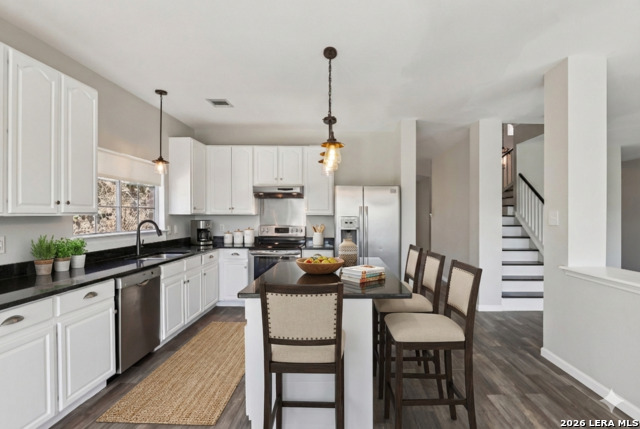 Image 4 of 82 For 6610 Kings Crown E