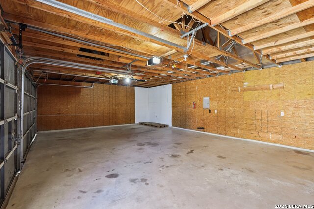 Image 56 of 82 For 6610 Kings Crown E