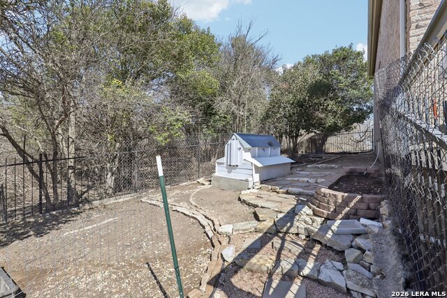 Image 72 of 82 For 6610 Kings Crown E