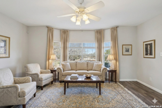 Image 8 of 82 For 6610 Kings Crown E