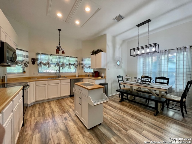 Image 7 of 18 For 6111 Quail Feather Ln