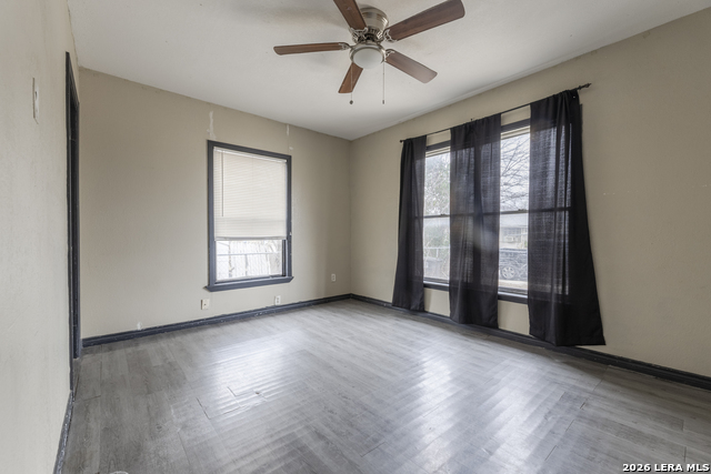 Image 14 of 23 For 867 Price  