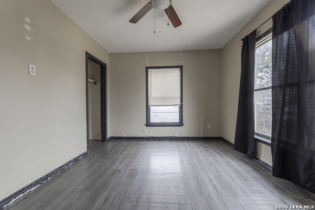 Image 15 of 23 For 867 Price  