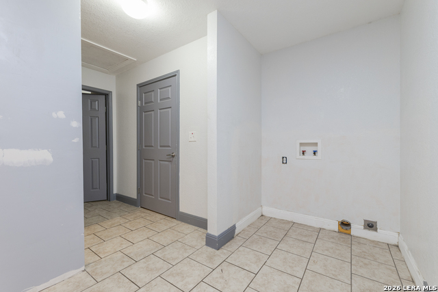 Image 18 of 23 For 867 Price  