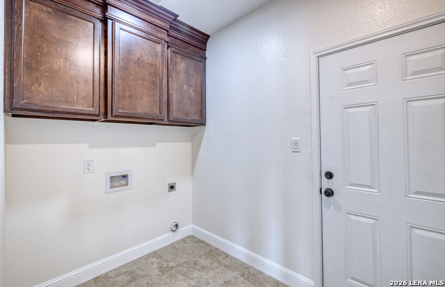 Image 23 of 37 For 207 Riverside Drive