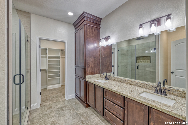 Image 30 of 37 For 207 Riverside Drive