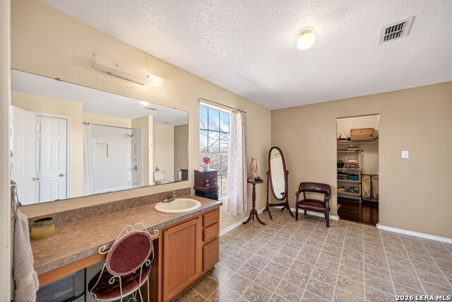 Image 17 of 36 For 4842 Heather Pass