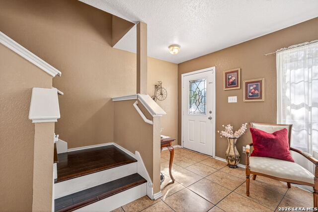 Image 3 of 36 For 4842 Heather Pass