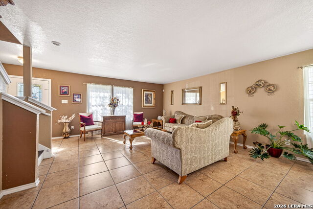 Image 4 of 36 For 4842 Heather Pass