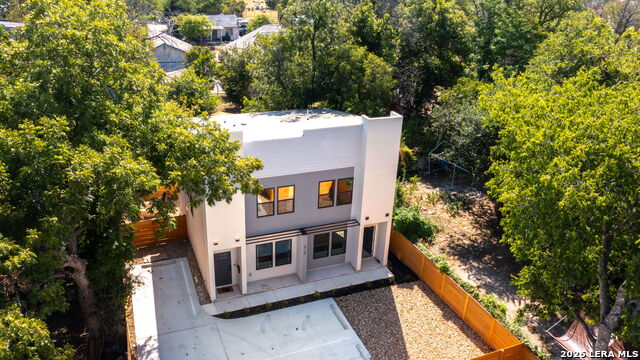 Image 2 of 31 For 210 Piedmont