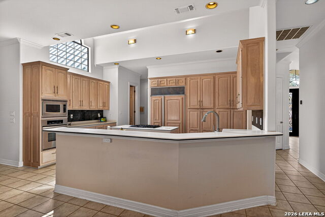 Image 10 of 41 For 12 Inwood Terrace