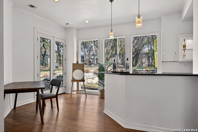 Image 21 of 41 For 12 Inwood Terrace