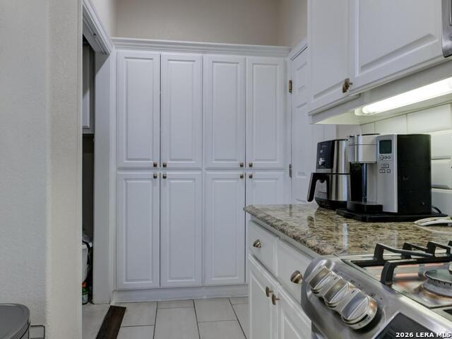 Image 14 of 30 For 10 Bryanston