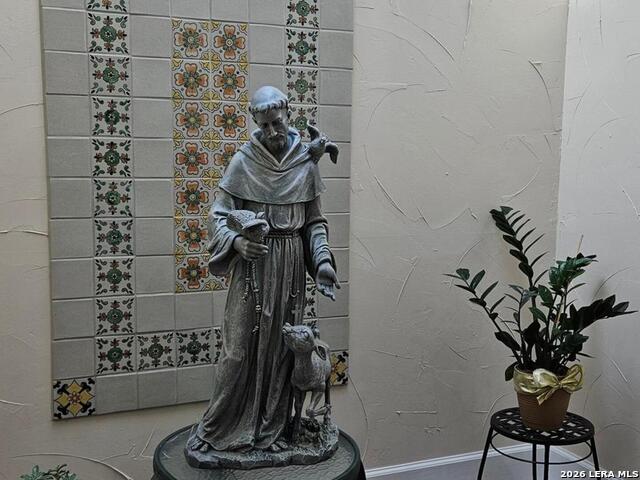 Image 9 of 30 For 10 Bryanston