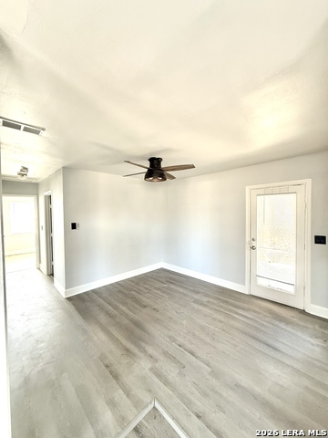 Image 10 of 26 For 5846 Castle  