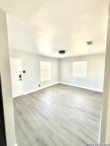 Image 15 of 26 For 5846 Castle  